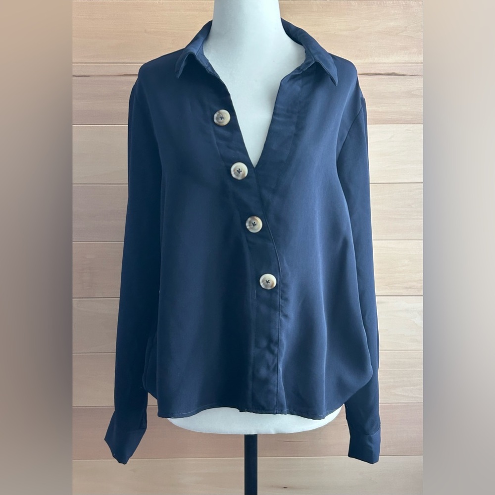 Dynamite Size XL 100% Polyester Long Sleeve Faux Button-Down shirt navy blue
